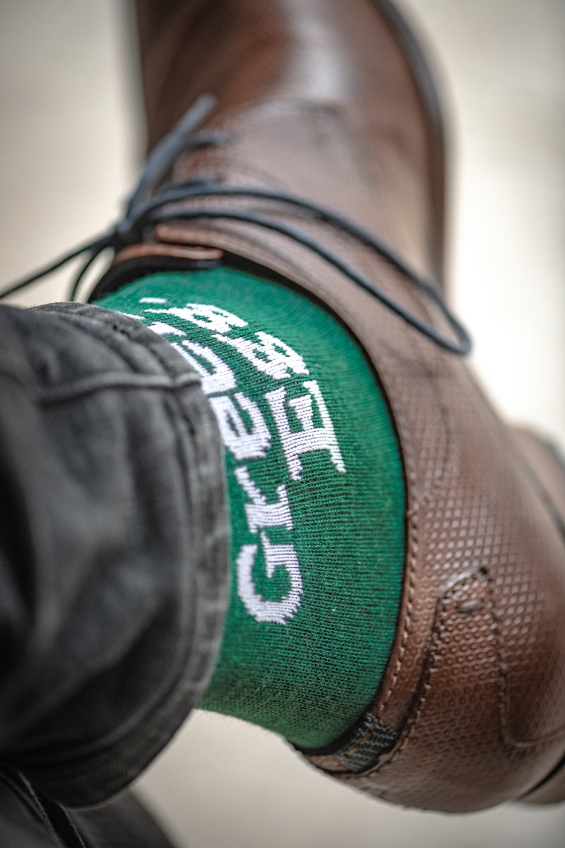 Grüne Socken - Flammen